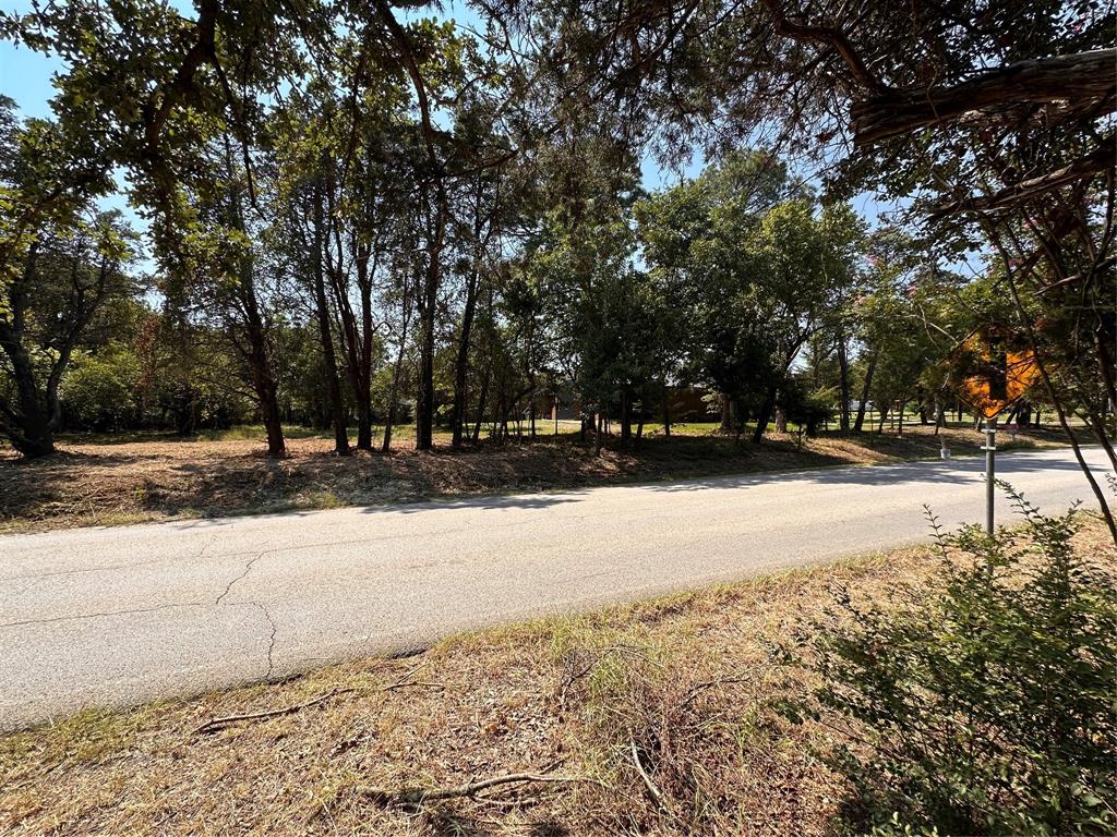 402 South Shady Shores Road Shady Shores, TX 76208 - Photo 10 of 25