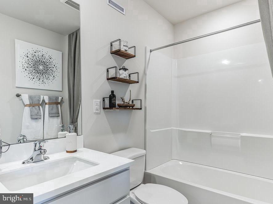 260 Macoun Way Glassboro, NJ 08028 - Photo 10 of 11 Sleek and modern bathroom retreat.