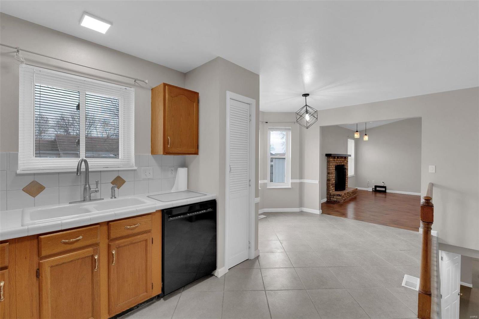 321 Atrium Ridge Court St. Peters, MO 63376 - Photo 14 of 53 Gallery Image 14