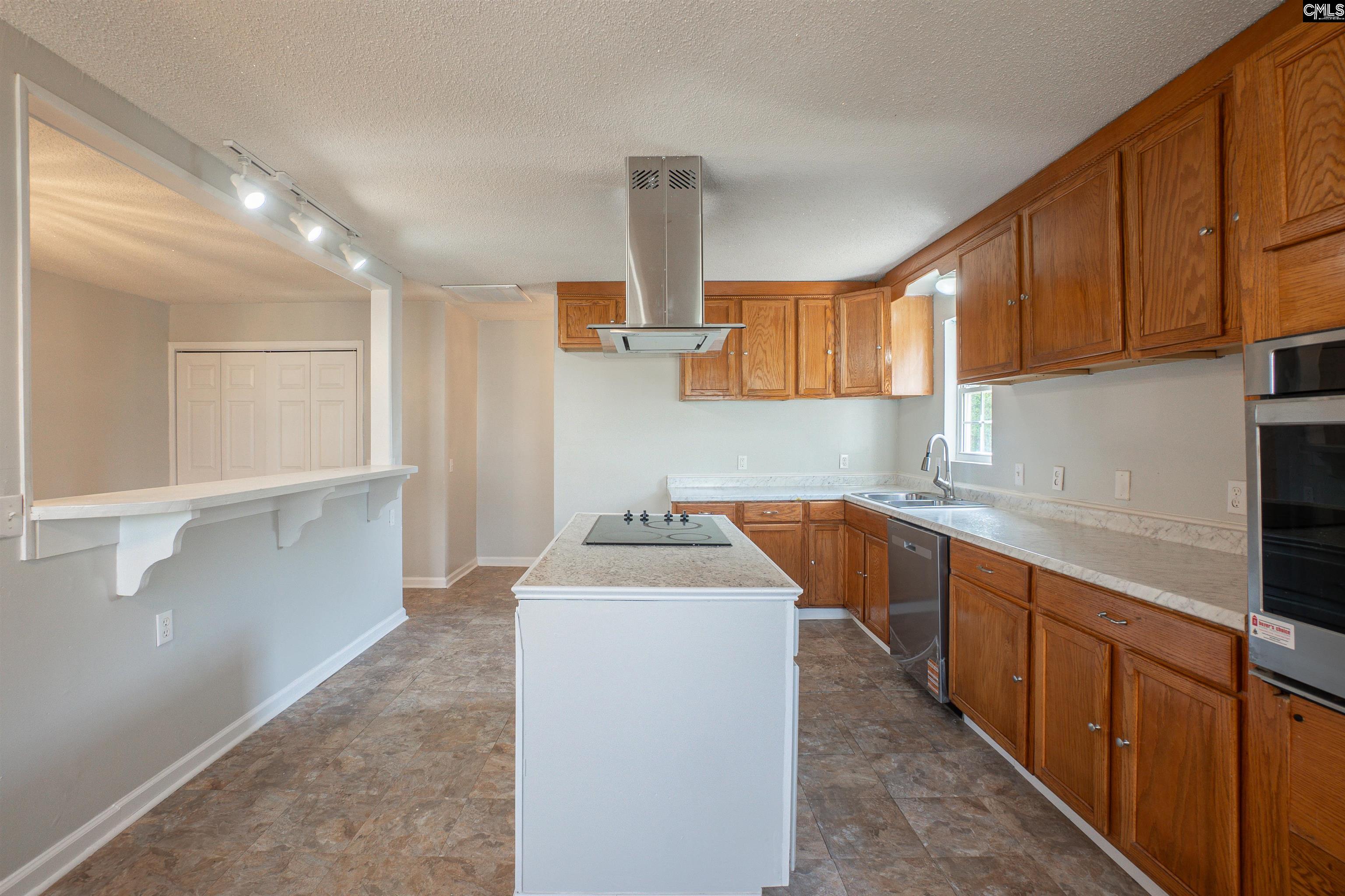 1156 Middle Road Pinewood, SC 29125 - Photo 7 of 23