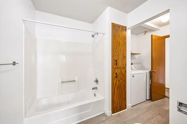 $235,000 | 428 Main Street North, St. Michael, MN 55376