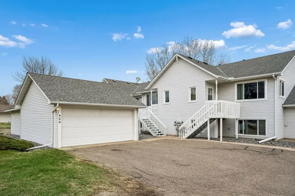 $235,000 | 428 Main Street North, St. Michael, MN 55376