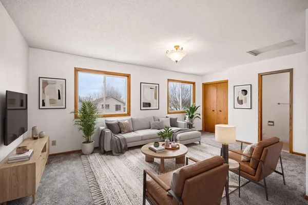 $235,000 | 428 Main Street North, St. Michael, MN 55376