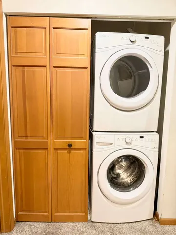 $3,200 | 2071 Madison Avenue, Gurnee, IL 60031