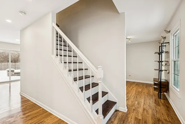 $3,200 | 2071 Madison Avenue, Gurnee, IL 60031