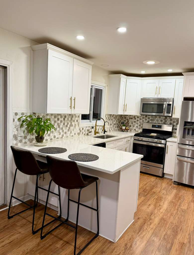 2071 Madison Avenue Gurnee, IL 60031 - Photo 7 of 15