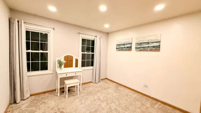 $3,200 | 2071 Madison Avenue, Gurnee, IL 60031