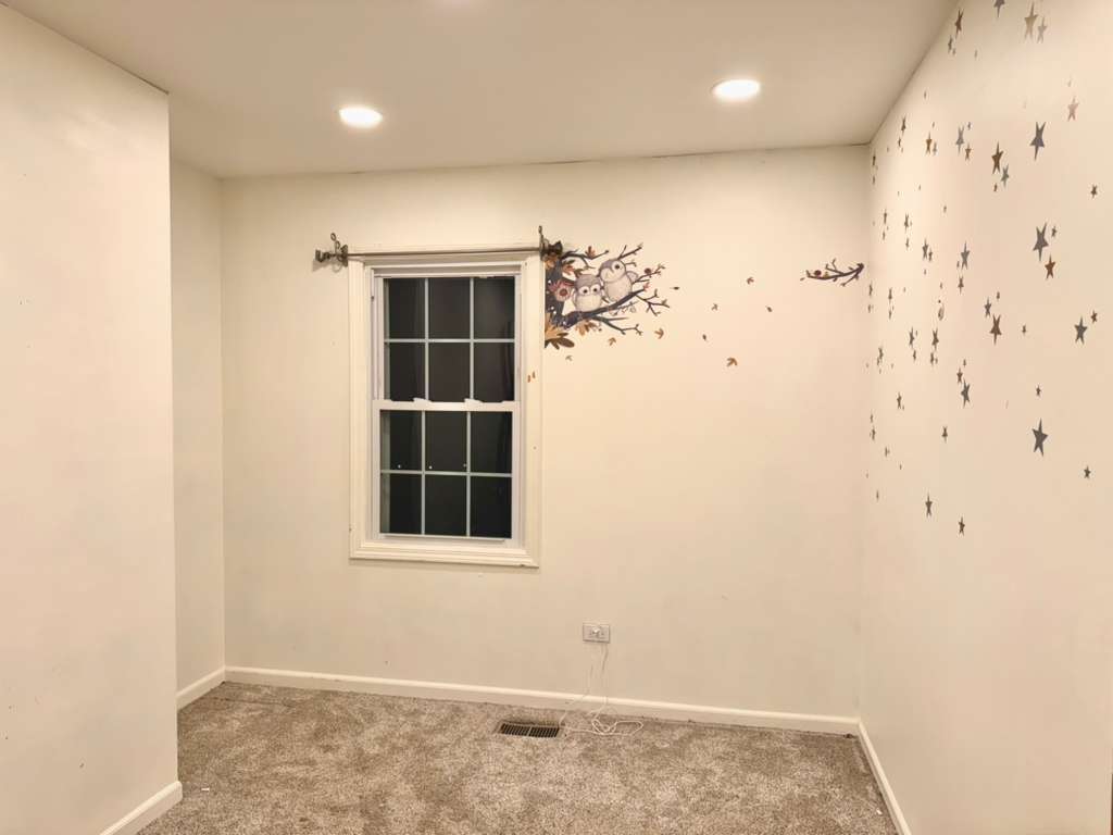 2071 Madison Avenue Gurnee, IL 60031 - Photo 10 of 15