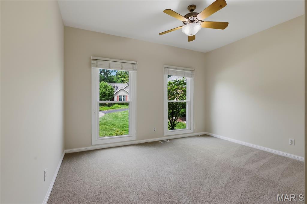 1600 Baxter Forest Ridge Court Chesterfield, MO 63005 - Photo 16 of 38