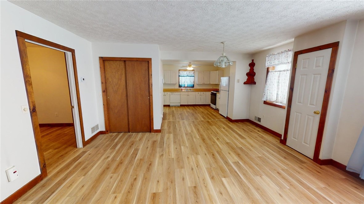 357 Lowden Point Road Greece, NY 14612 - Photo 4 of 21