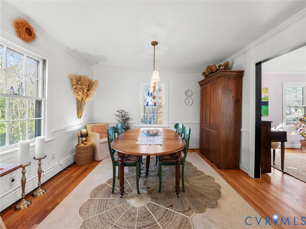 8636 Trabue Road Richmond, VA 23235 - Photo 10 of 50 Extra wide opening between the living and dining r