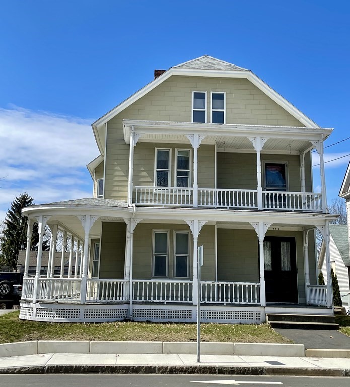 366 High Street Clinton, MA 01510 - Photo 1 of 31 Gallery Image 1