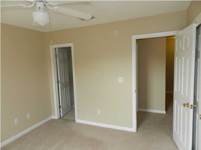 504 Keystone Road, Unit 504 Mary Esther, FL 32569 - Photo 14 of 20 an empty room with a bathroom