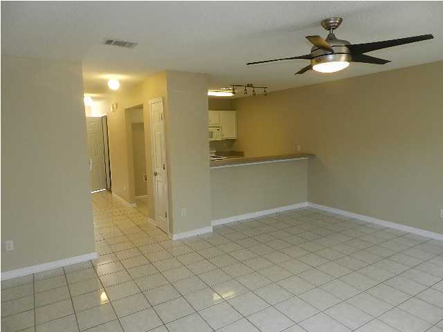 504 Keystone Road, Unit 504 Mary Esther, FL 32569 - Photo 2 of 20