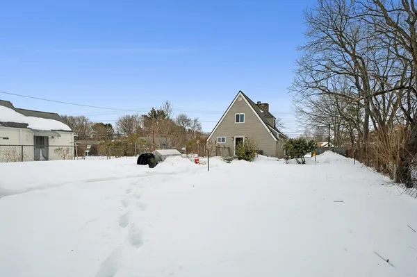 $388,900 | 13 Harwood Street, Oxford, MA 01540