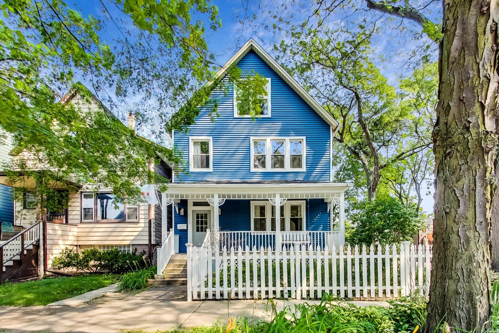 1900 West Nelson Street Chicago, IL 60657 - Photo 2 of 62