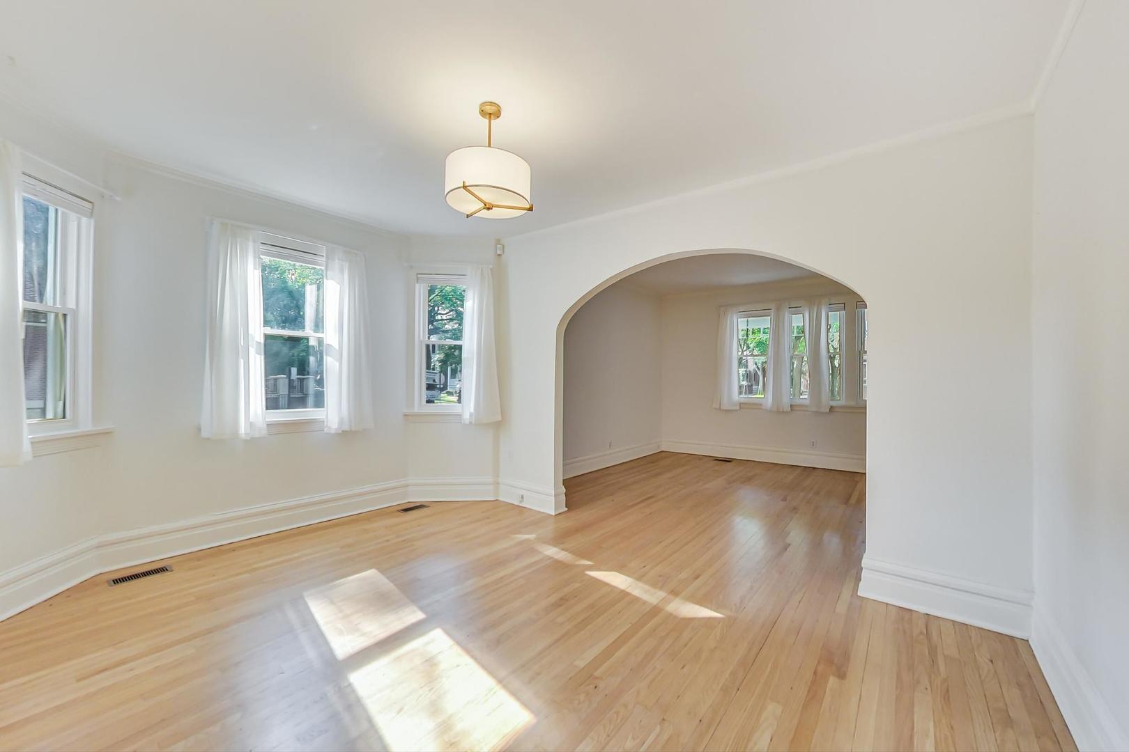 1900 West Nelson Street Chicago, IL 60657 - Photo 11 of 62