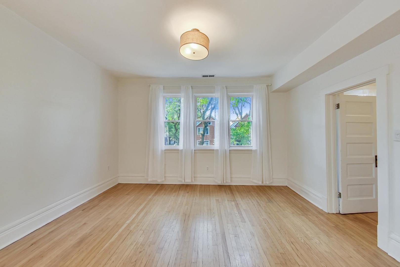 1900 West Nelson Street Chicago, IL 60657 - Photo 27 of 62