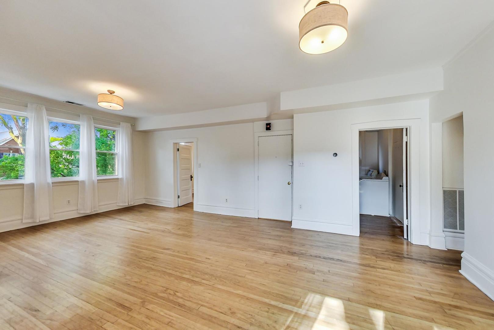 1900 West Nelson Street Chicago, IL 60657 - Photo 31 of 62