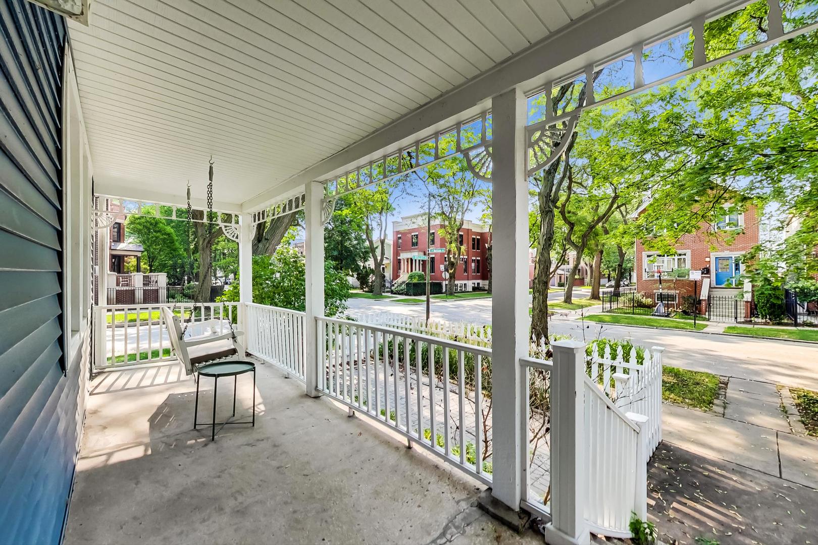 1900 West Nelson Street Chicago, IL 60657 - Photo 5 of 62