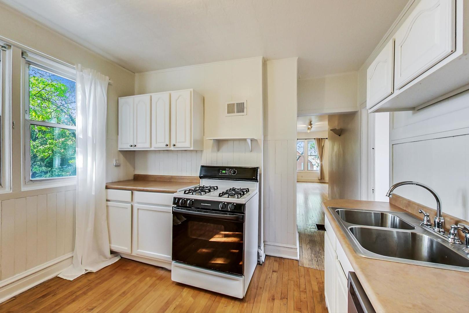 1900 West Nelson Street Chicago, IL 60657 - Photo 42 of 62