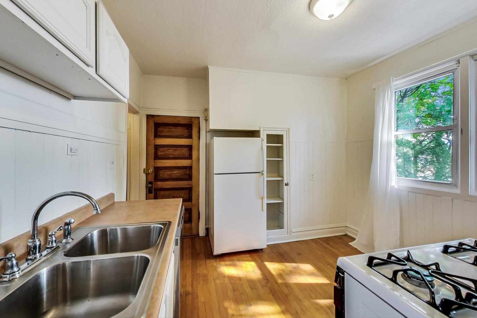 1900 West Nelson Street Chicago, IL 60657 - Photo 43 of 62