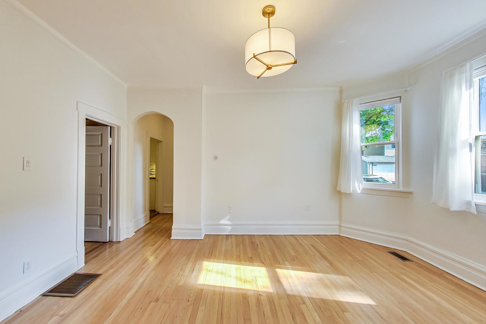 1900 West Nelson Street Chicago, IL 60657 - Photo 7 of 62