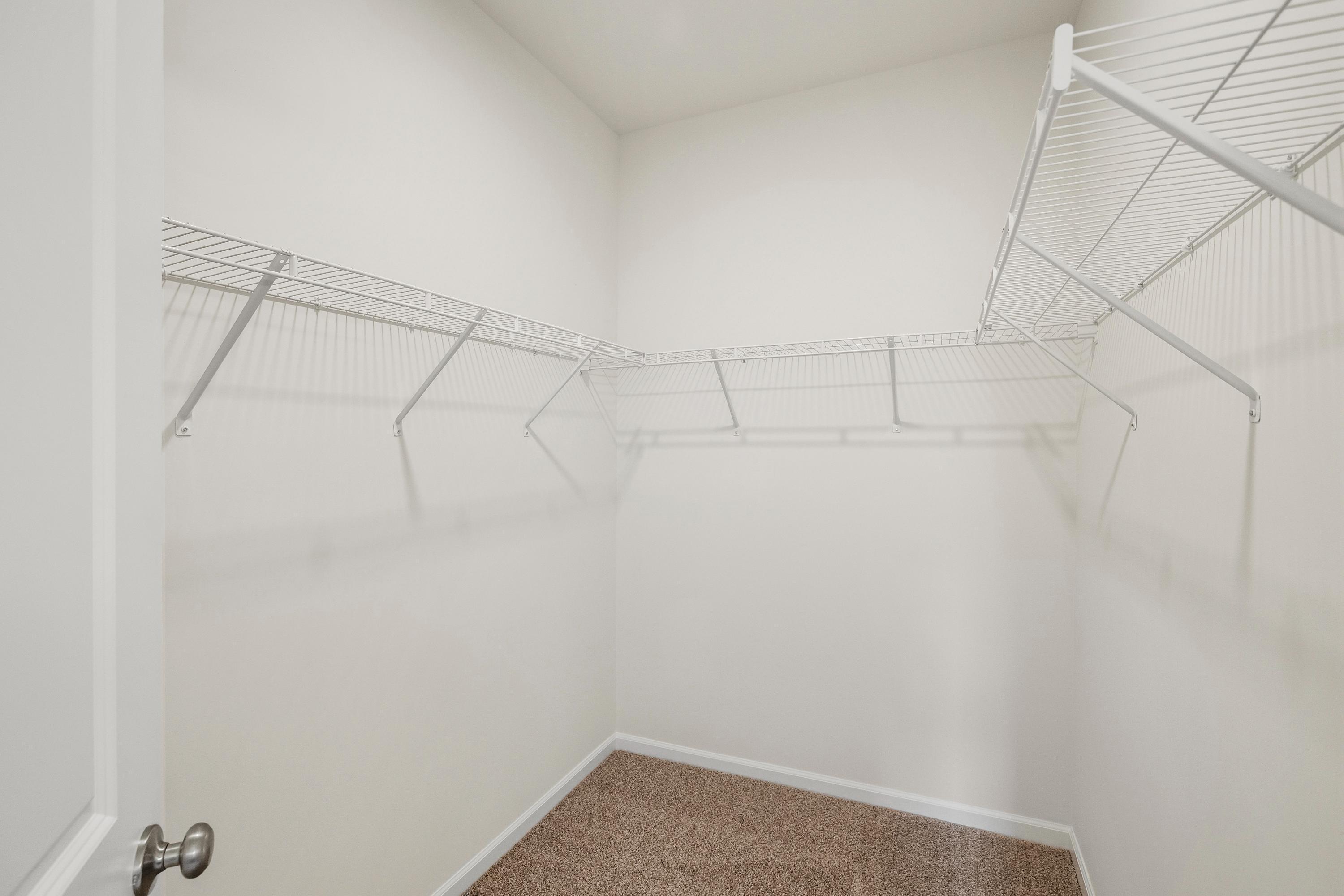 3204 Hilltop Road Valparaiso, IN 46385 - Photo 18 of 20 3000x2000