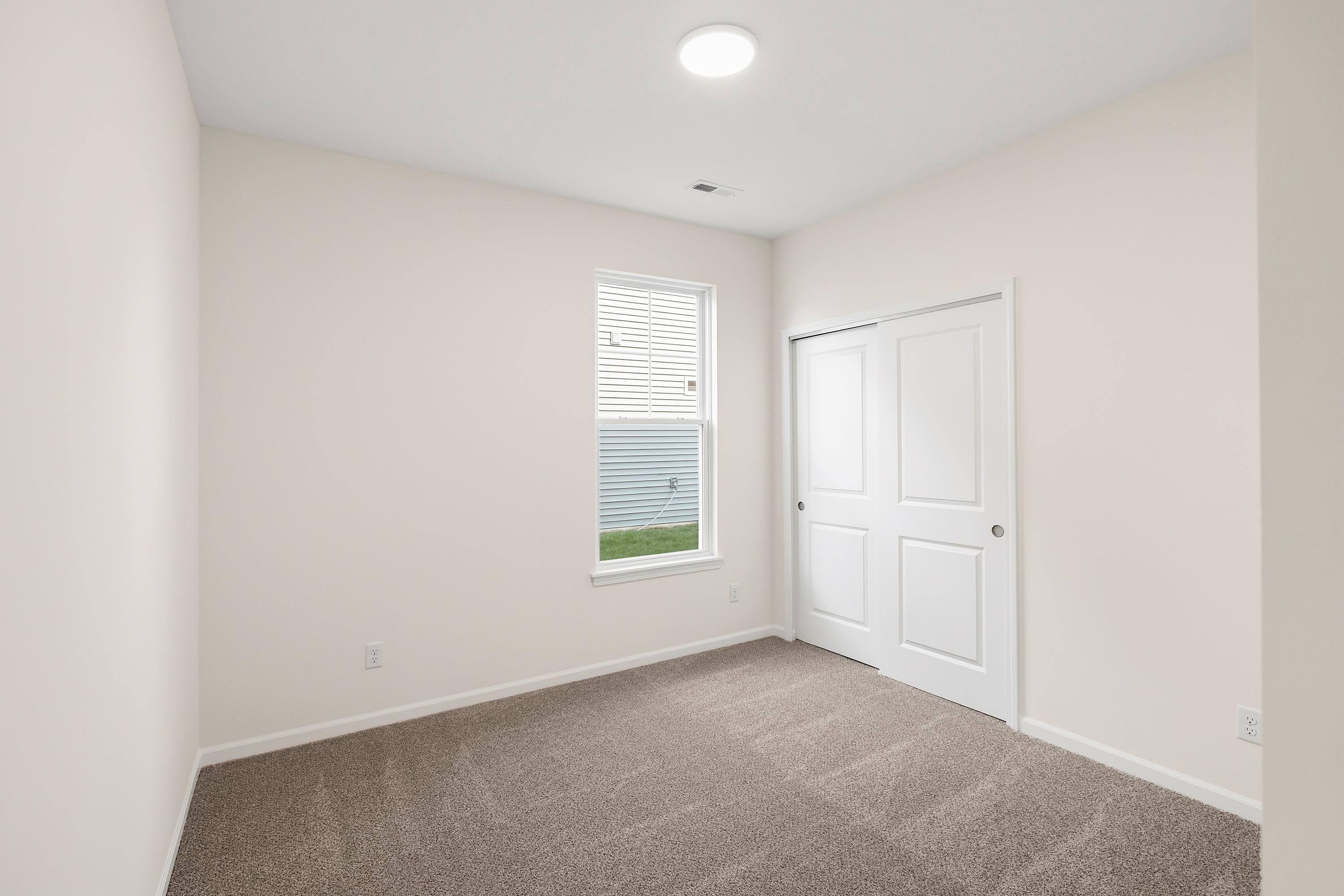 3204 Hilltop Road Valparaiso, IN 46385 - Photo 6 of 20 3000x2000