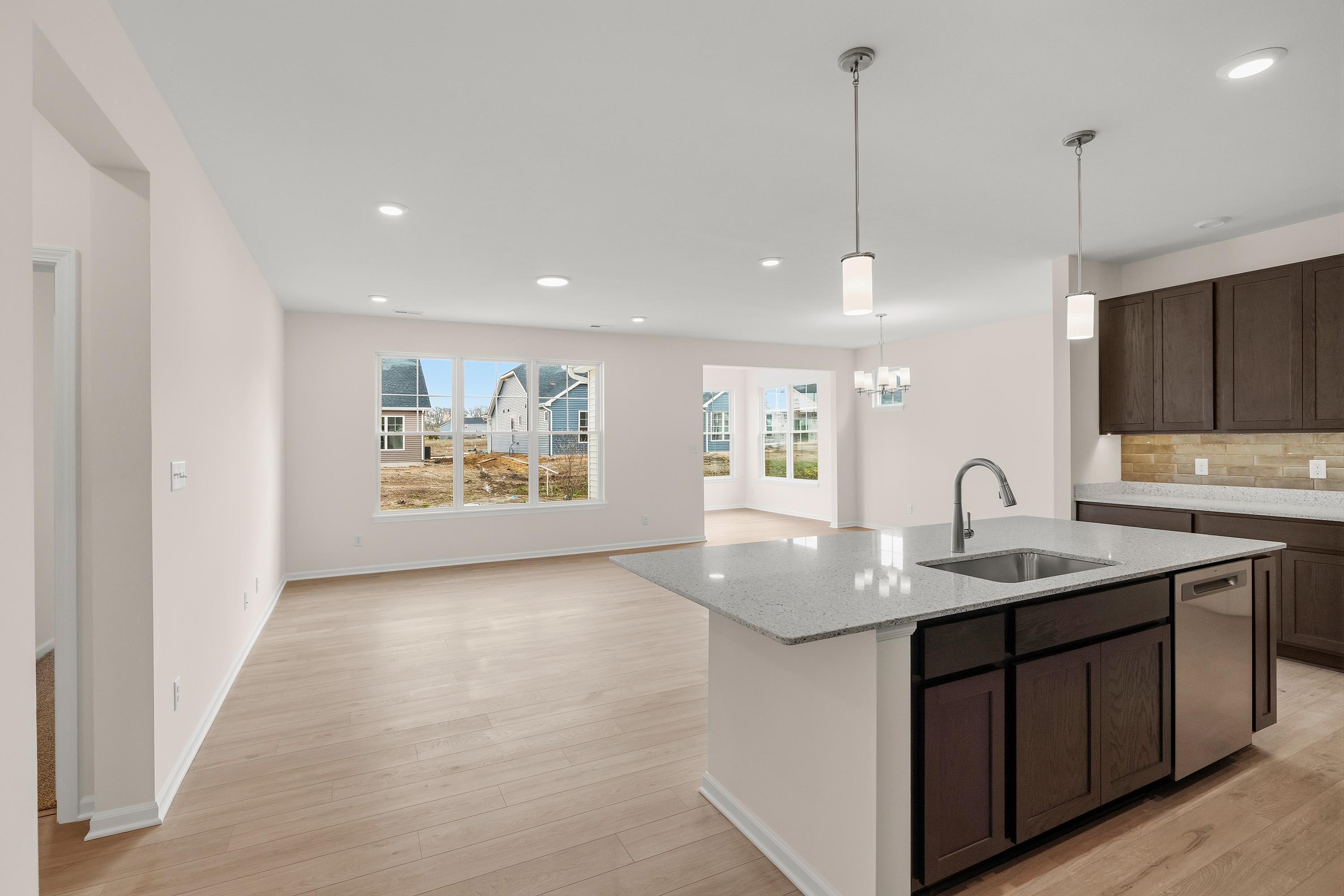 3204 Hilltop Road Valparaiso, IN 46385 - Photo 7 of 20 3000x2000