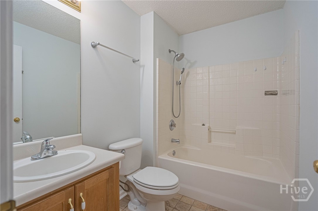 114 Laurens Lane Savannah, GA 31419 - Photo 18 of 35