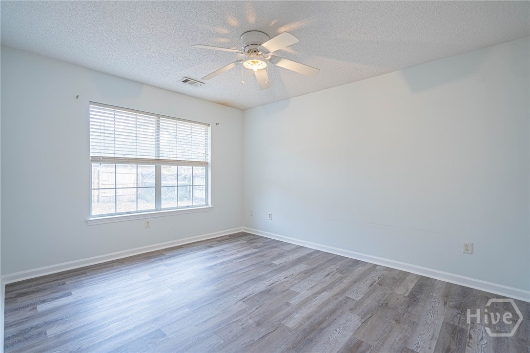 114 Laurens Lane Savannah, GA 31419 - Photo 19 of 35