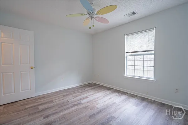 $2,350 | 114 Laurens Lane, Savannah, GA 31419