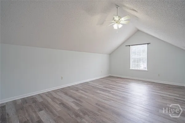 $2,350 | 114 Laurens Lane, Savannah, GA 31419