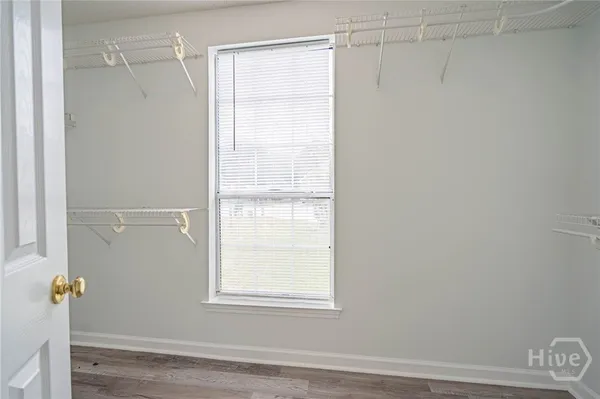 $2,350 | 114 Laurens Lane, Savannah, GA 31419