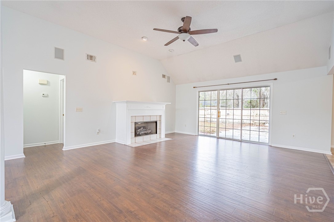 114 Laurens Lane Savannah, GA 31419 - Photo 8 of 35