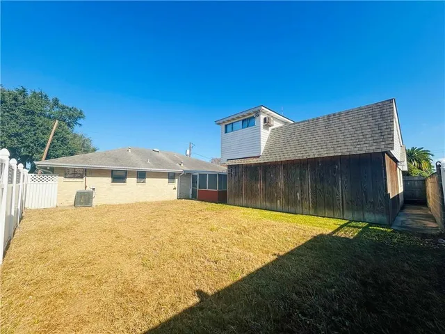 $159,900 | 406 West Prosper Street, Chalmette, LA 70043