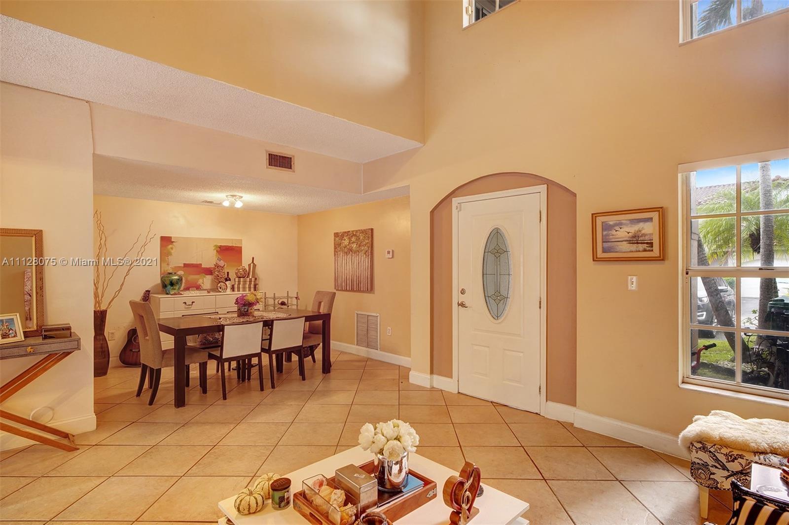 11511 Southwest 148th Path Miami, FL 33196 - Photo 8 of 43 Gallery Image 8