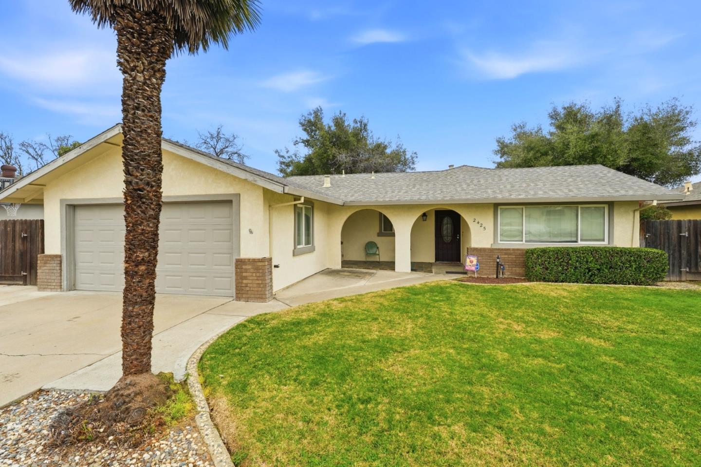 2425 Meadow Rue Drive Modesto, CA 95355 - Photo 2 of 38