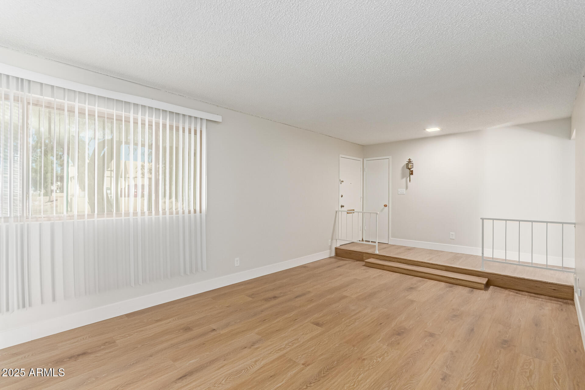 1821 West Augusta Avenue Phoenix, AZ 85021 - Photo 7 of 28
