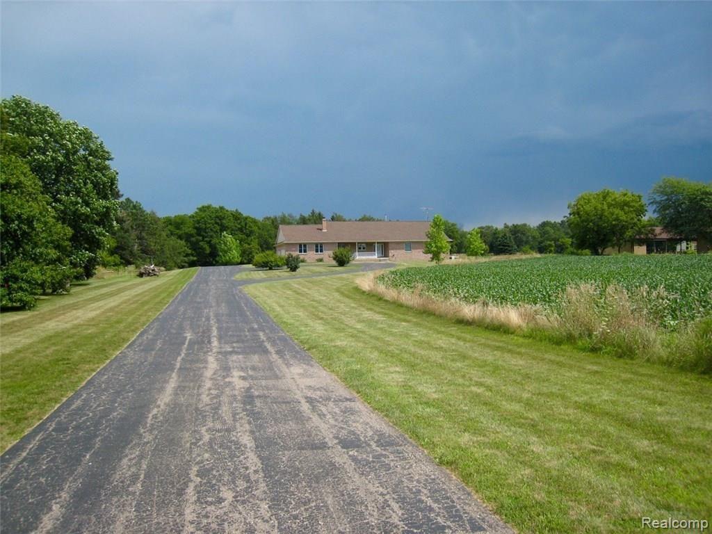 3427 South Lapeer Road Metamora, MI 48455 - Photo 1 of 15 Front drive.jpg