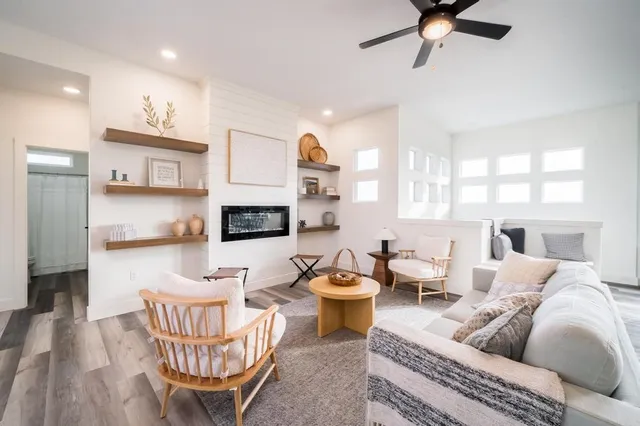 $355,601 | 1149 West Shellbark Lane, Goddard, KS 67052