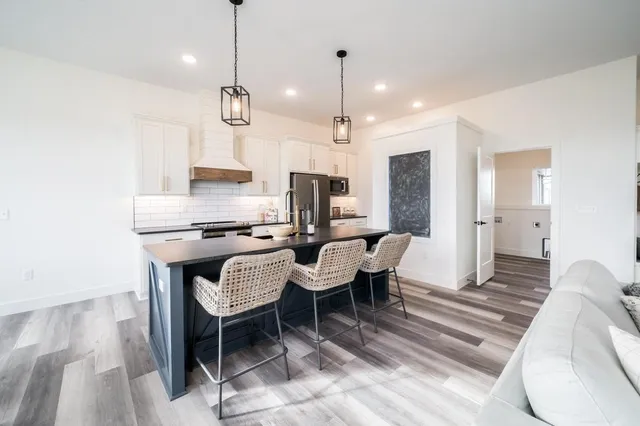 $355,601 | 1149 West Shellbark Lane, Goddard, KS 67052