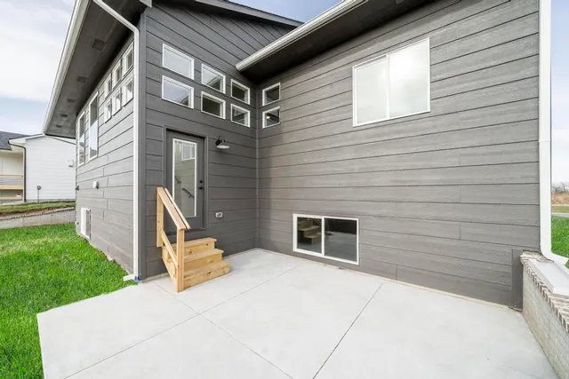 $355,601 | 1149 West Shellbark Lane, Goddard, KS 67052