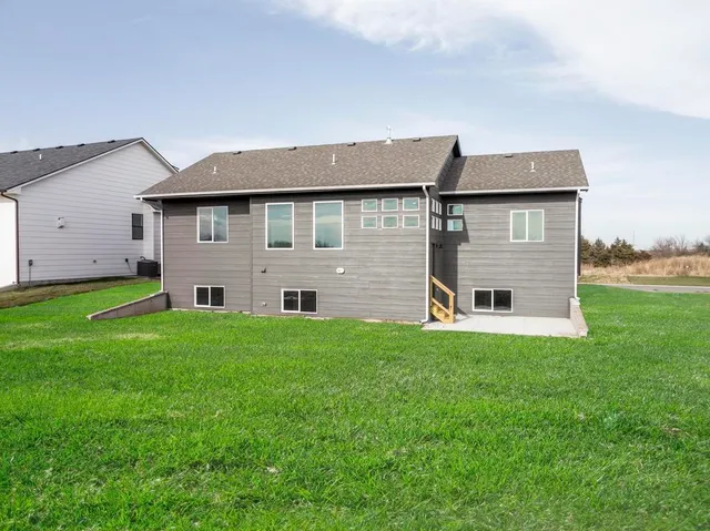 $355,601 | 1149 West Shellbark Lane, Goddard, KS 67052