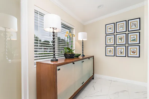 $8,900 | 369 Valley Forge Road, West Palm Beach, FL 33405