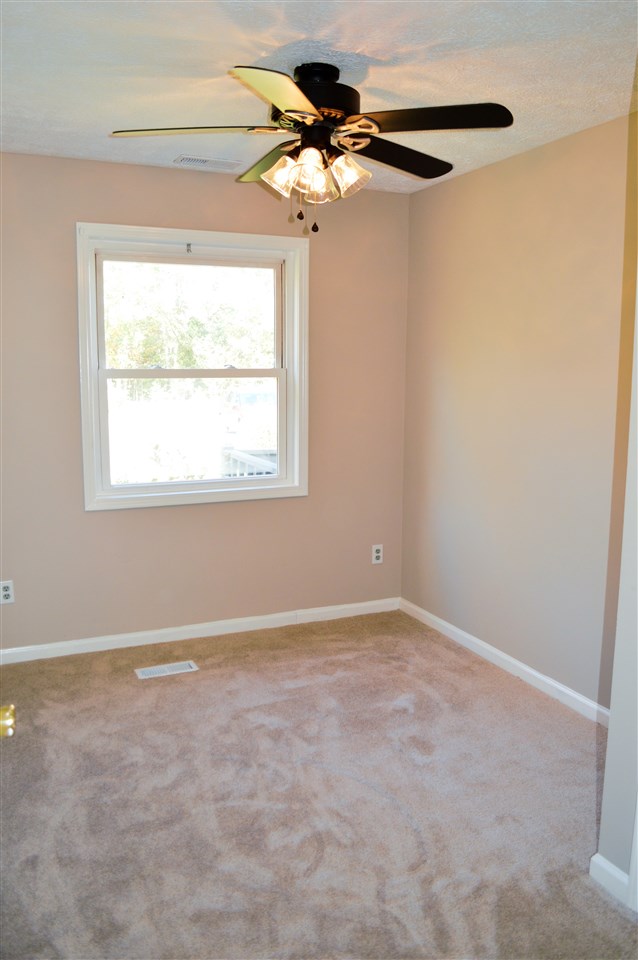 12084 Cross County Road Mineral, VA 23117 - Photo 12 of 23 Gallery Image 12