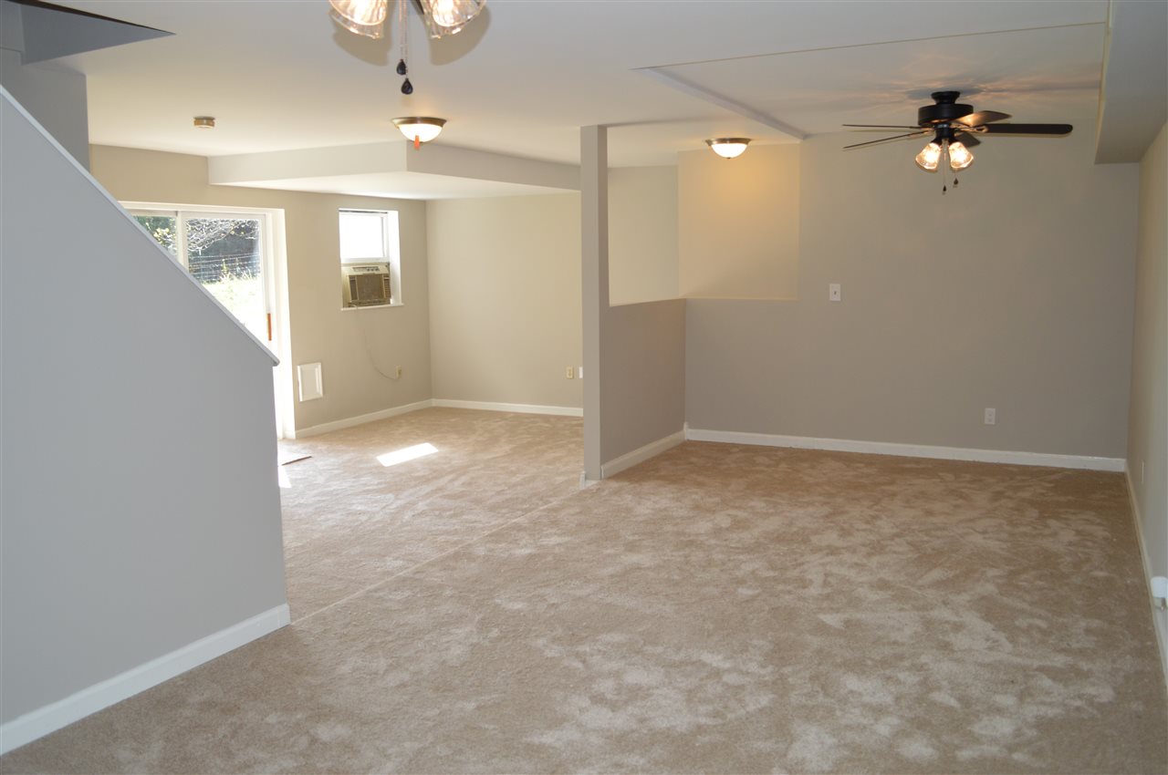 12084 Cross County Road Mineral, VA 23117 - Photo 19 of 23 All new carpet and paint!