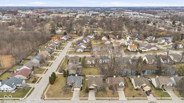 $385,000 | 596 Burr Oak Drive, Carmel, IN 46032