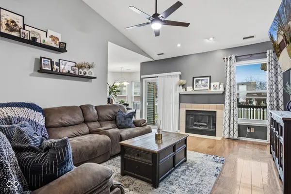 $385,000 | 596 Burr Oak Drive, Carmel, IN 46032